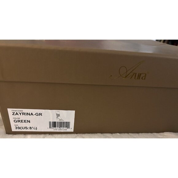 Azura By Spring Step Zayrina Green Boots NIB Embellished Chunky Heel Size 8.5 - Picture 6 of 8